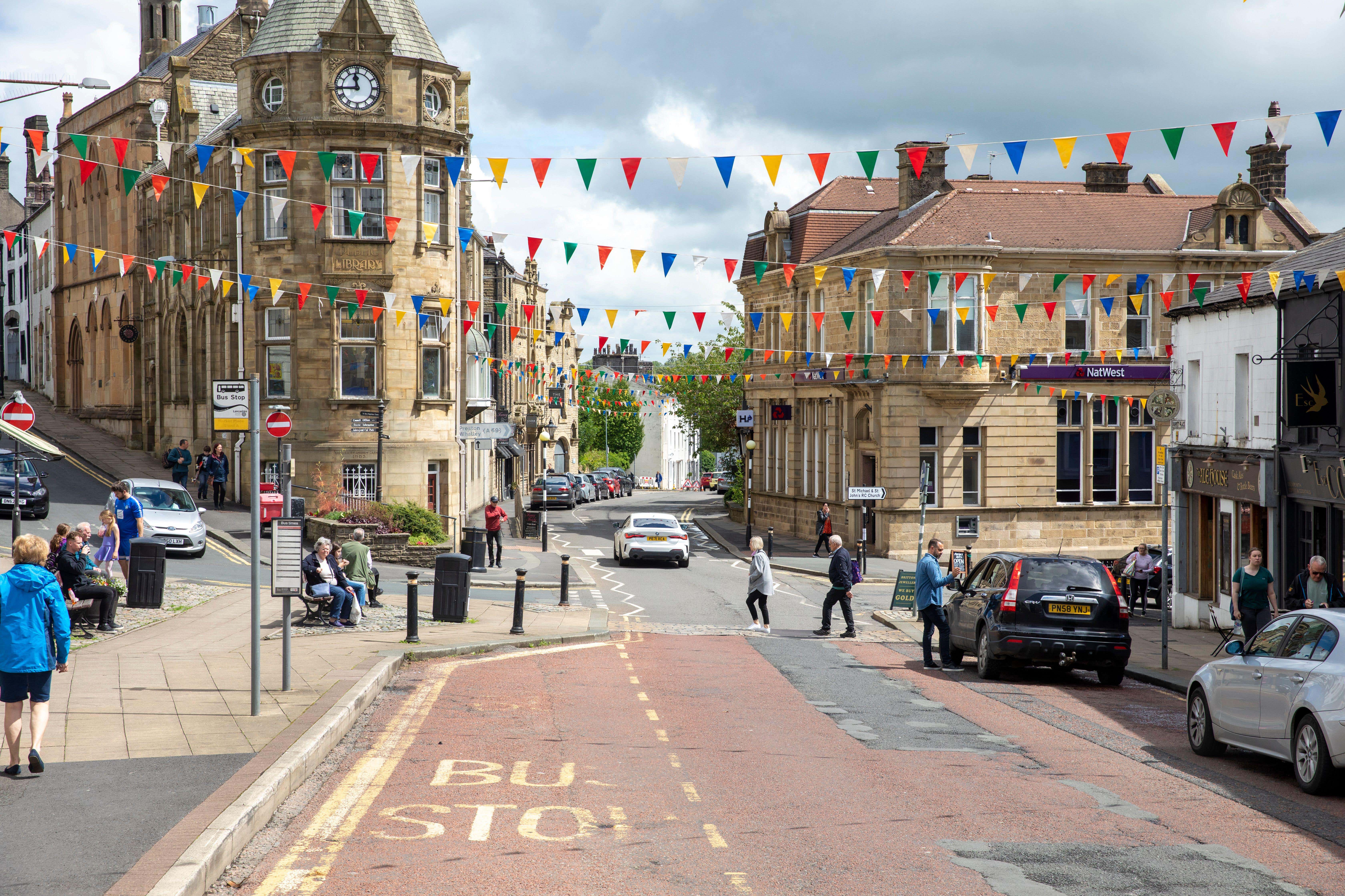 independent.co.uk - Vicky Shaw - UK hotspots where Gen-Zs are getting on housing ladder revealed by lender