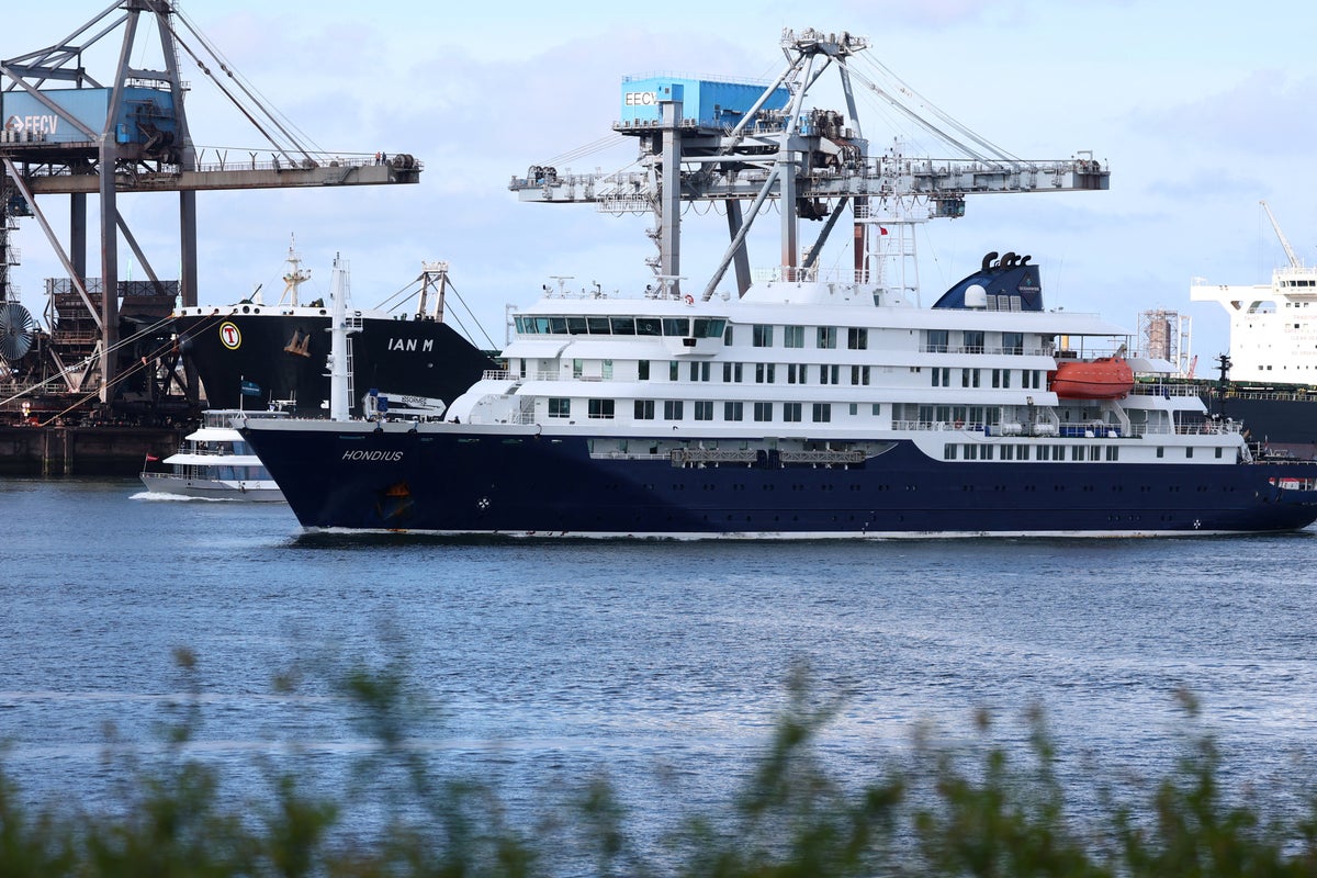 https://static.independent.co.uk/2026/05/18/09/2026-05-18T082202Z_467984638_RC2KBLA2FWCN_RTRMADP_3_CRUISESHIP-HANTAVIRUS-NETHERLANDS.JPG?width=1200&height=800&crop=1200:800