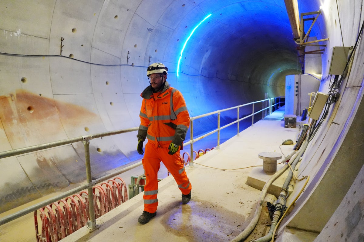 Key HS2 flaw that caused extensive failures and soaring cost revealed ...