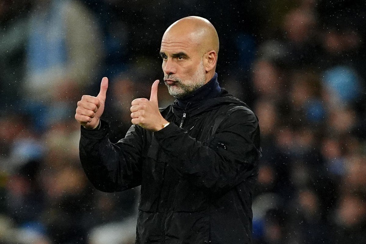 Pep Guardiola urges Man City to make sure they take title fight to final day