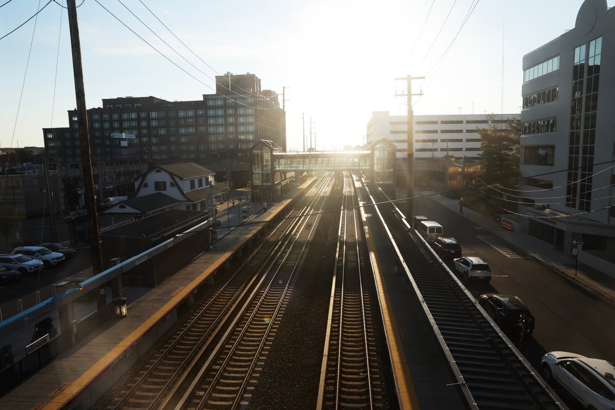 Riders navigate alternatives as strike that shut down largest US commuter rail enters a 3rd day