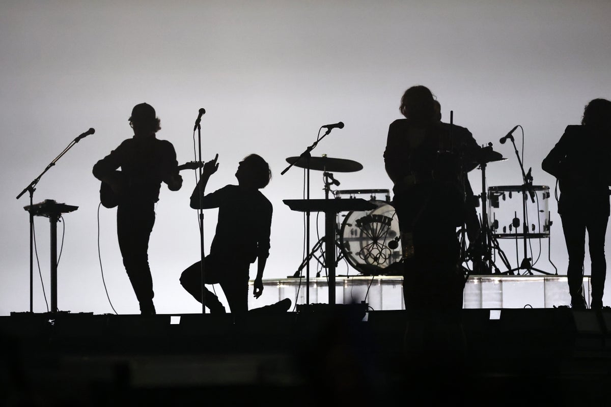 How social media is trying to recreate ‘indie sleaze’ like Tumblr and MySpace used to