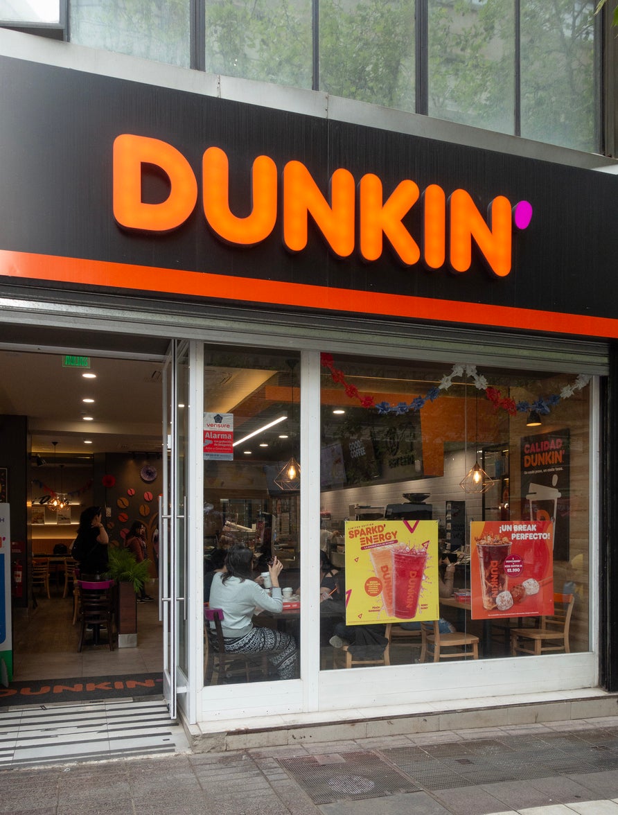 The coffee giveaway comes days before Dunkin’ brings back its Beverage Buckets