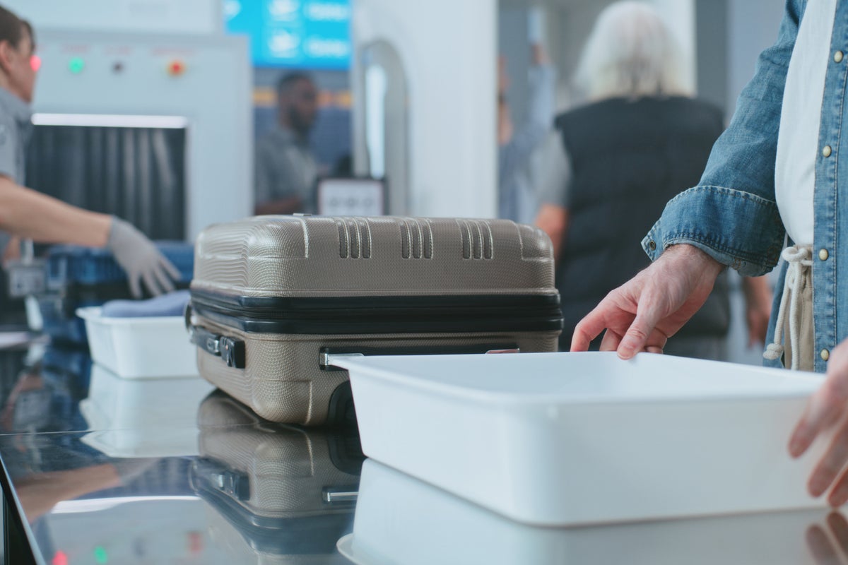 TSA quietly updates its rules to allow flying with medical marijuana