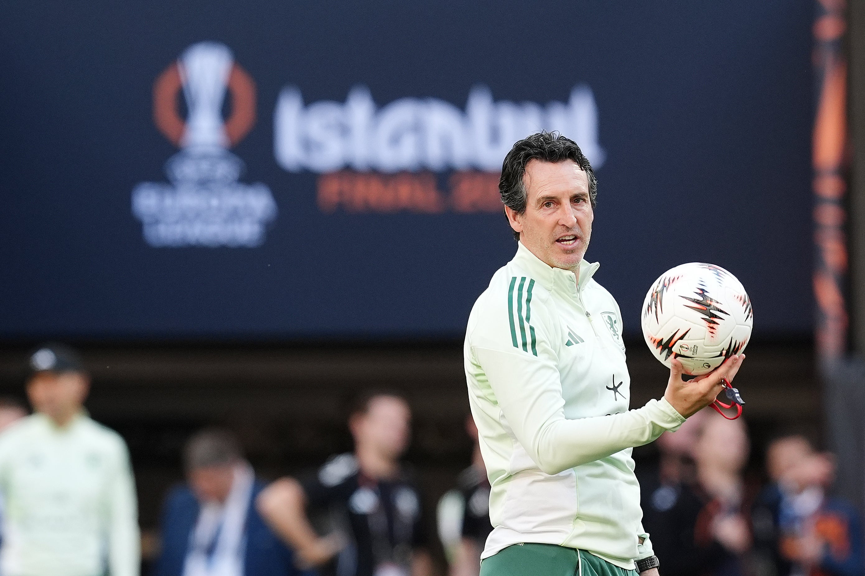 Unai Emery is aiming to win the Europa League for the fifth time