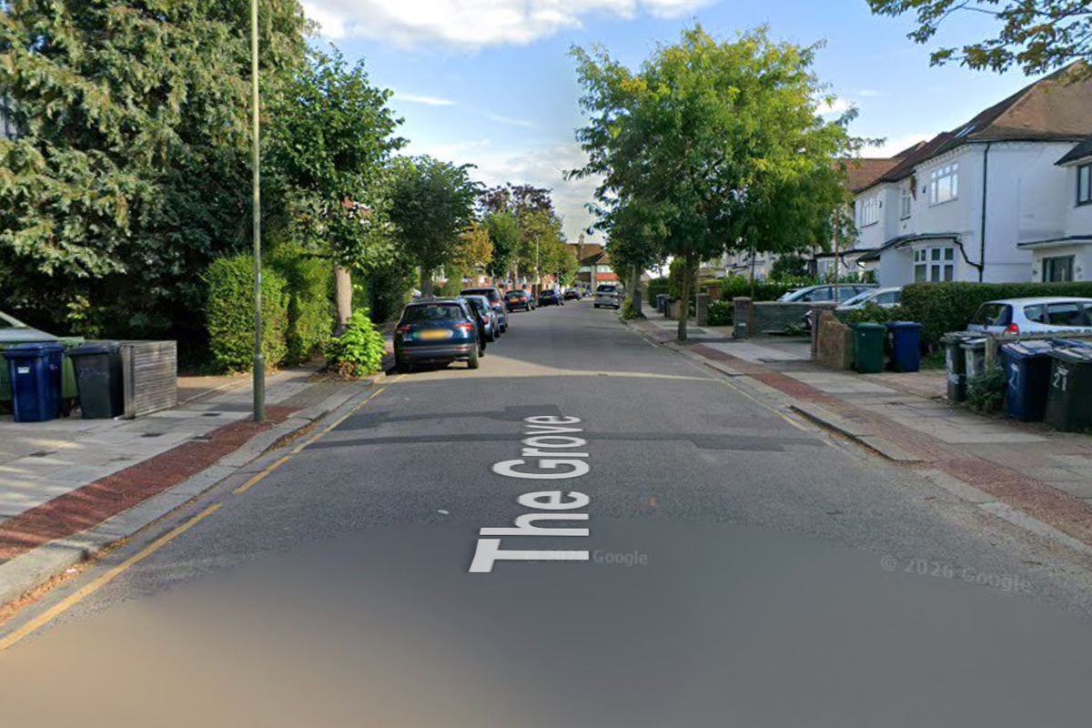 Jewish man &lsquo;attacked by five masked men&rsquo; after speaking Hebrew on phone