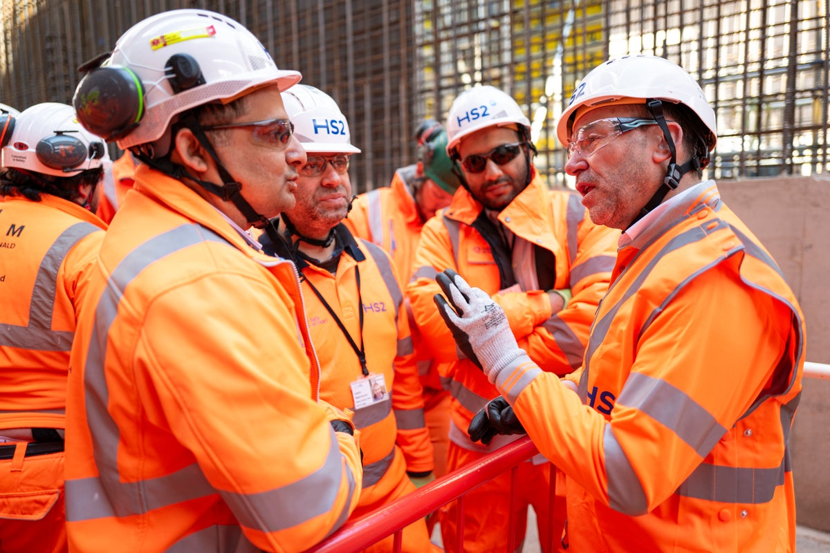 HS2 bosses enjoy £500 taxpayer-funded dinners as high-speed rail project’s costs spiral