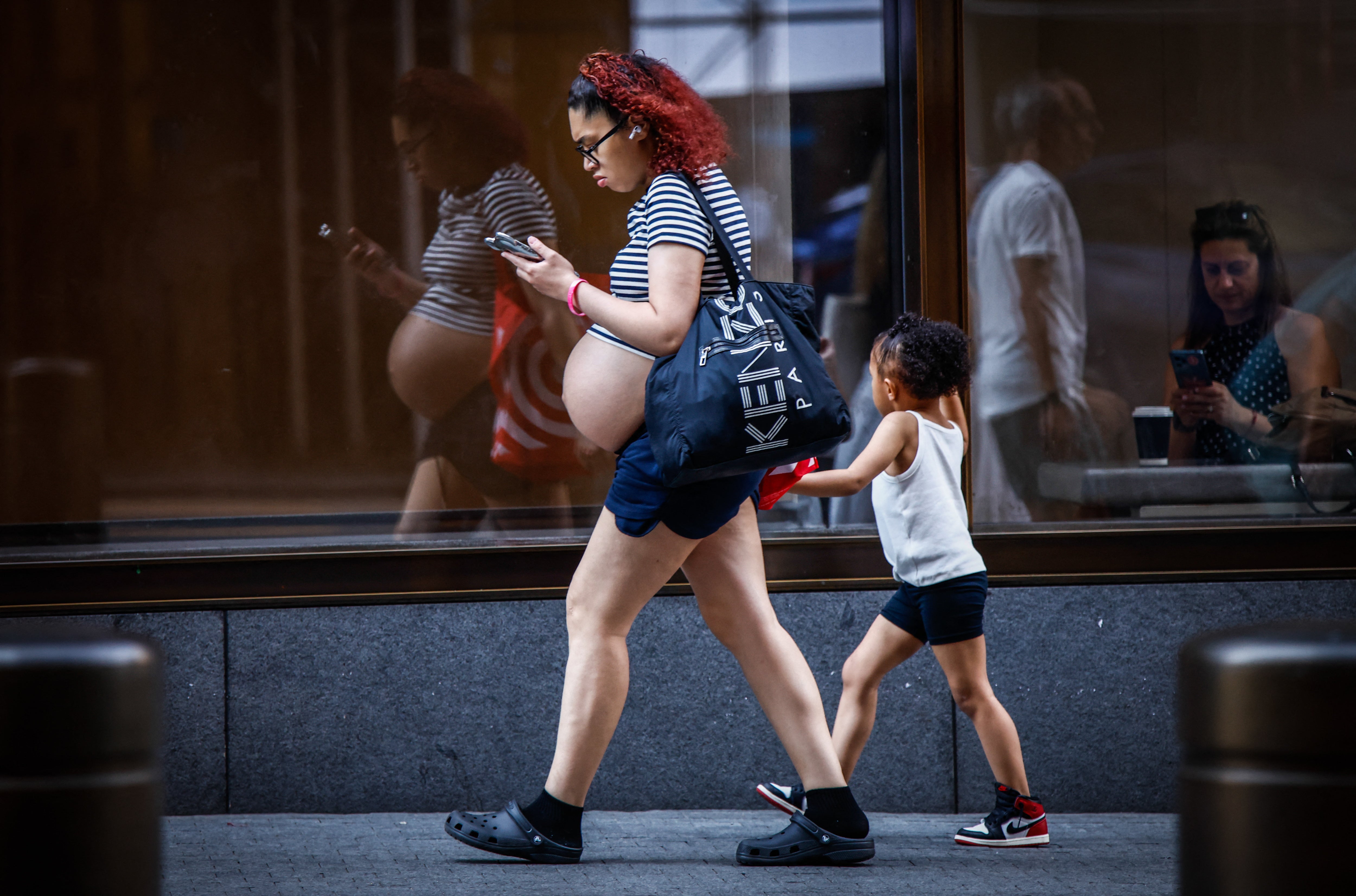 Peoples’ heart disease risk may rise even when they’re in the womb, according to new research. The findings add to growing evidence that risk can be passed between generations
