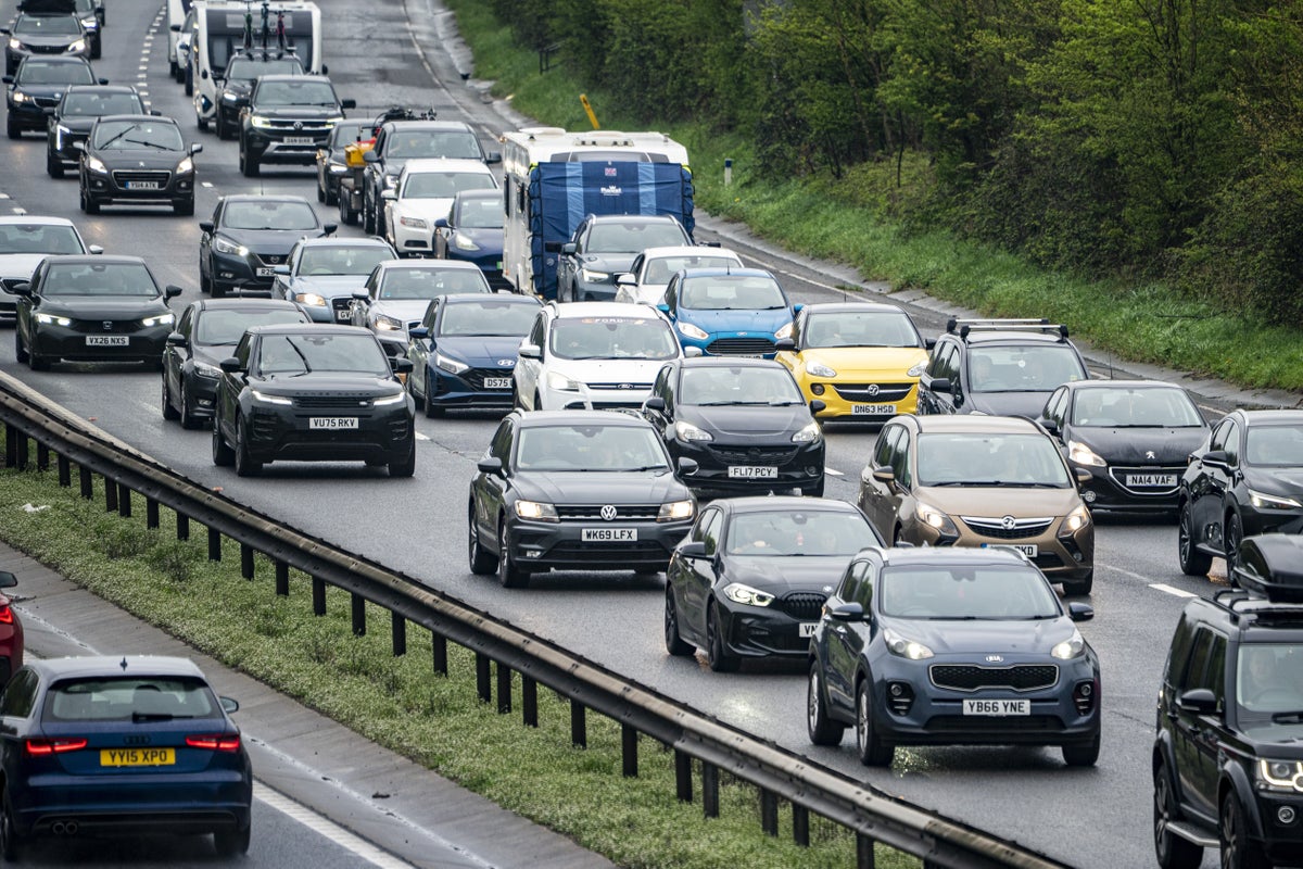 Ignore sat nav diversions to unfamiliar roads when stuck in 
