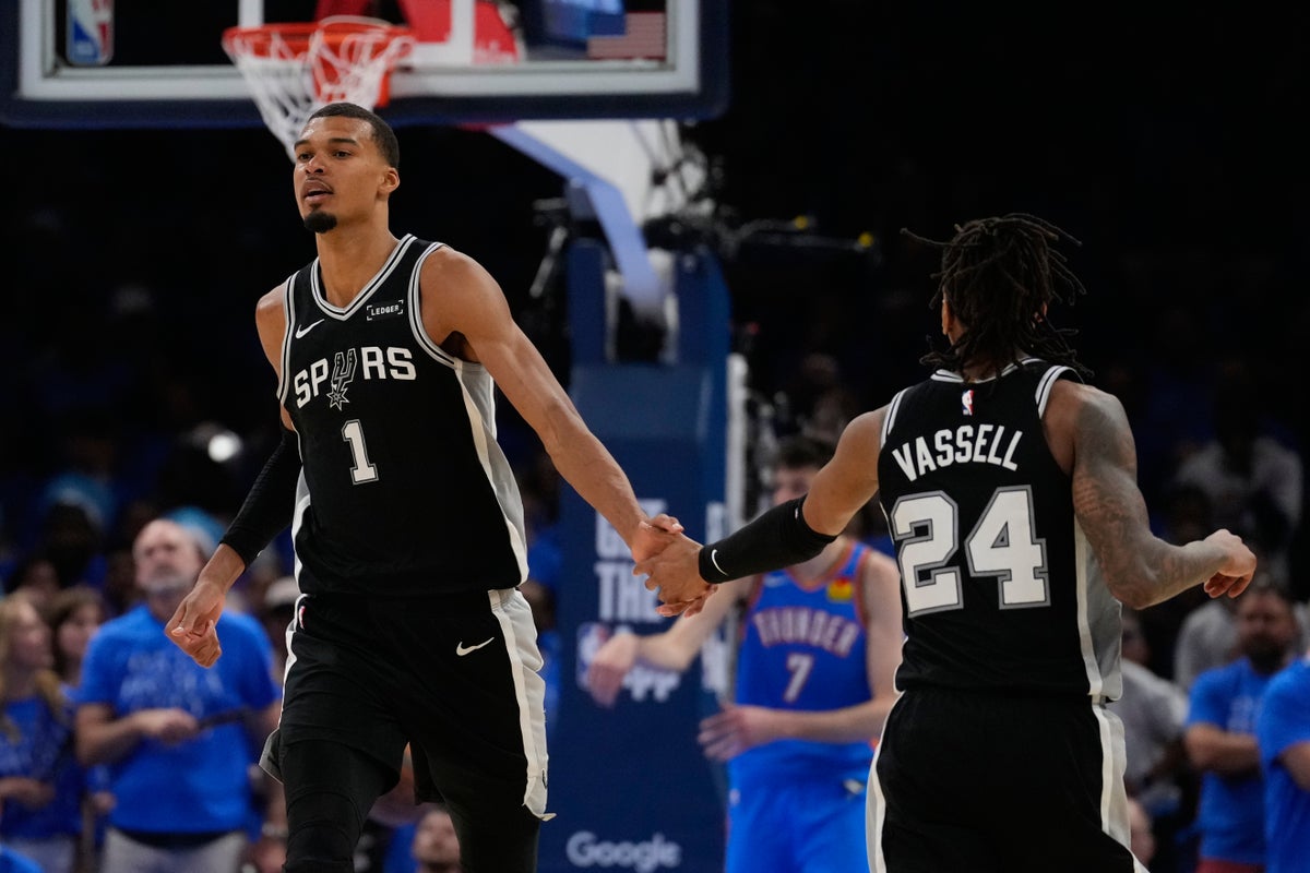 Spurs-Thunder Game 1 averages record 9.2M viewers, NBA Playoff ratings up 16% through 2 rounds – UK Times Spurs-Thunder Game 1 averages record 9.2M viewers, NBA Playoff ratings up 16% through 2 rounds – UK Times