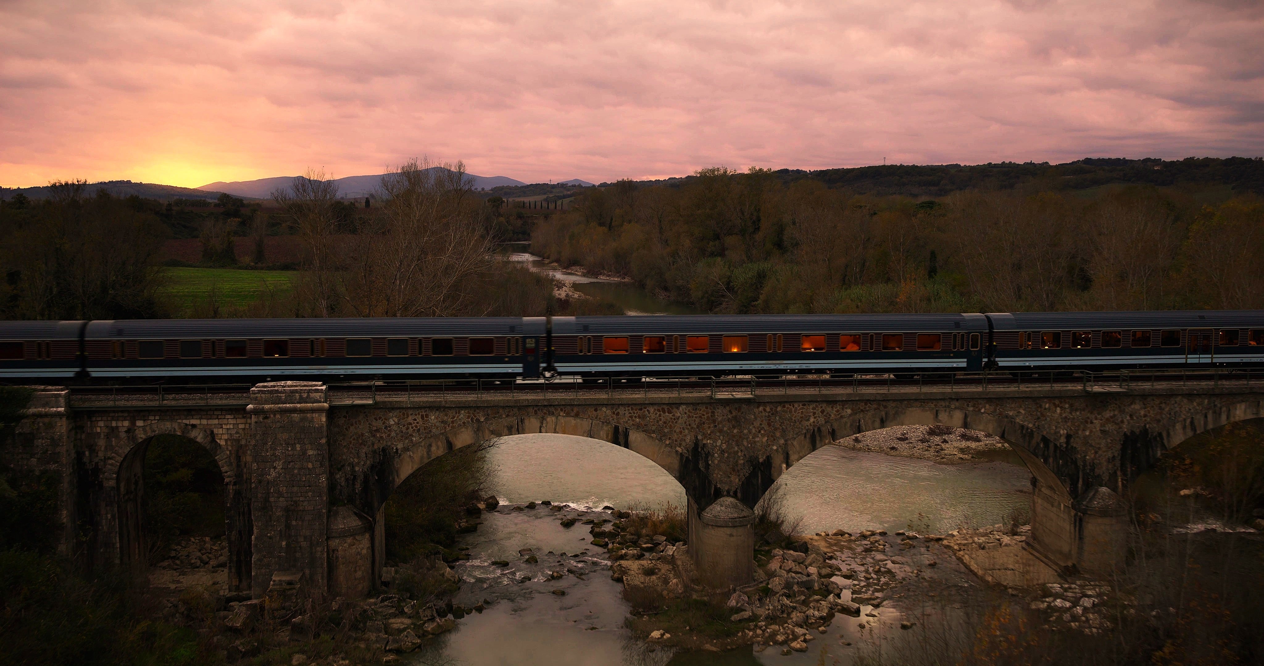 The train will travel through Italy, Romania and Turkey