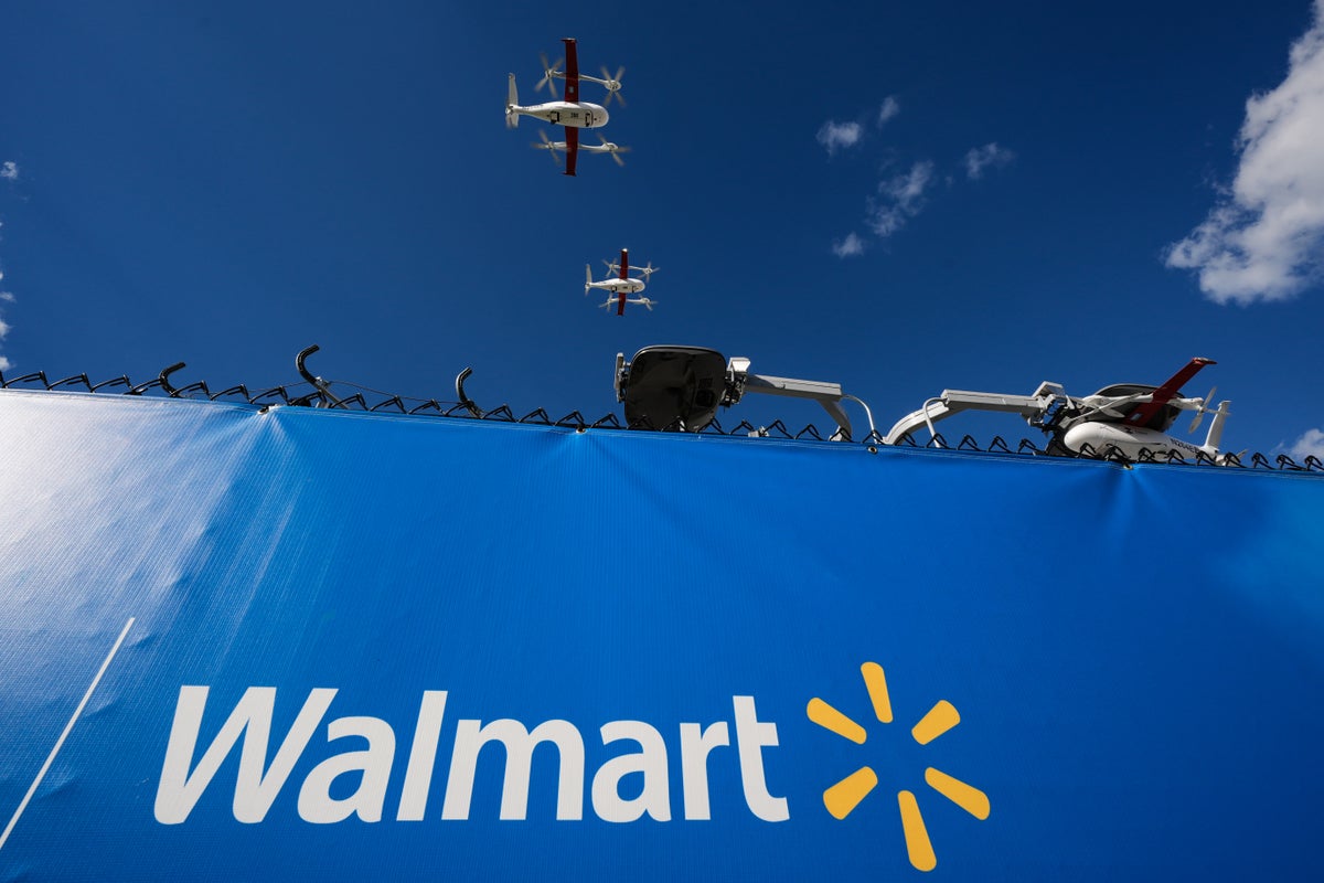 Walmart delivers another strong quarter but also a cautious outlook due to economic uncertainty