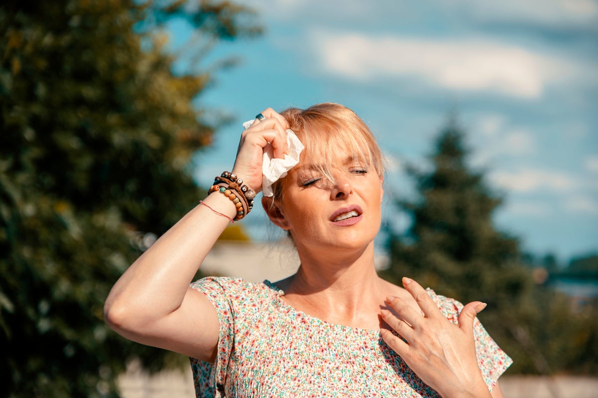 Why do heatwaves make us feel anxious? Four ways to feel calmer when it’s hot