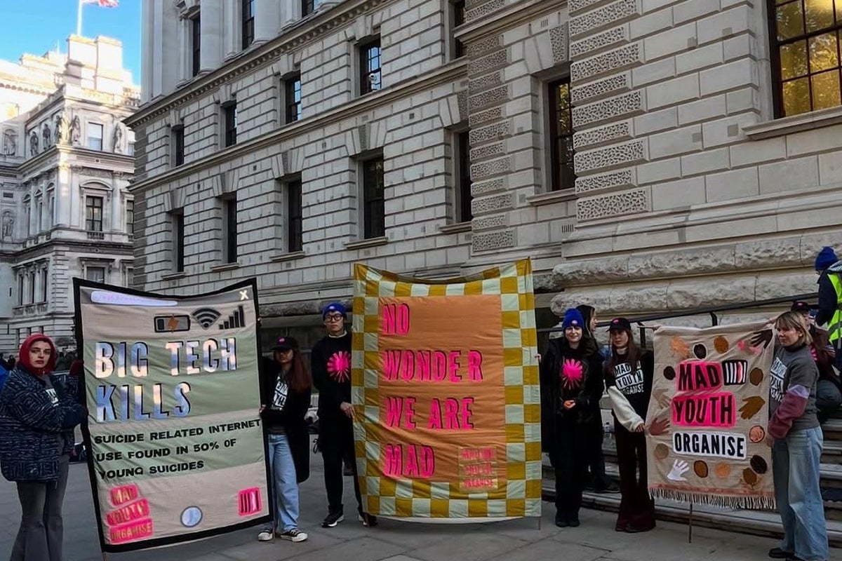 Protesters say social media ban ‘isn’t the answer’ as they pile pressure on government to tackle Big Tech