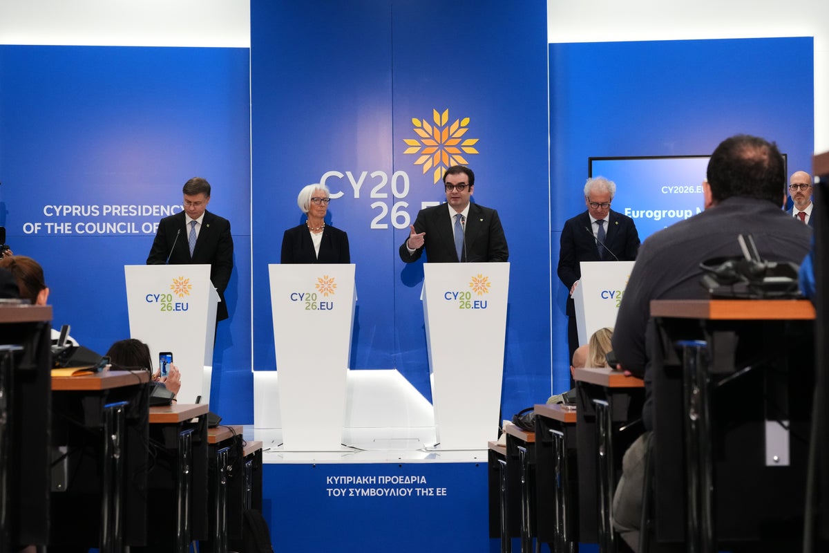 EU Officials Project Higher Oil and Gas Prices Through 2027