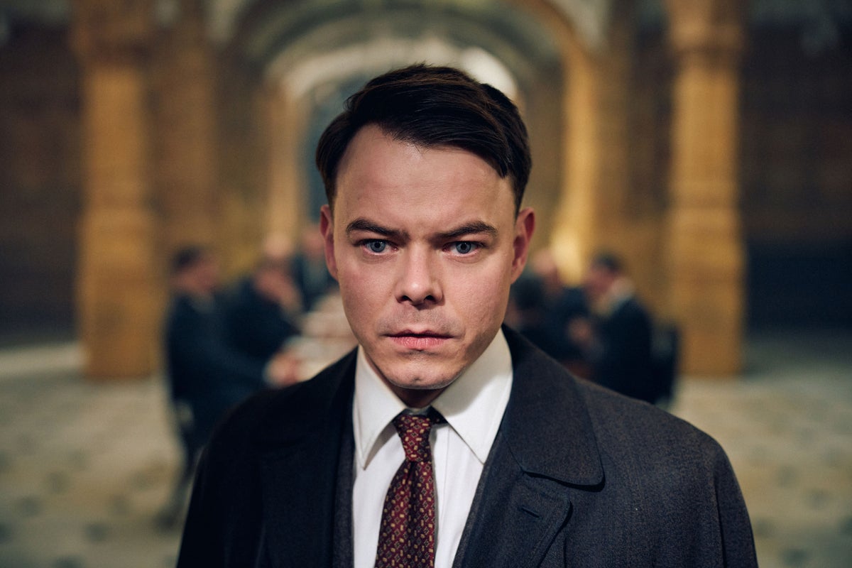 Charlie Heaton pictured as grown-up Charles Shelby in Peaky Blinders spin-off Charlie Heaton pictured as grown-up Charles Shelby in Peaky Blinders spin-off