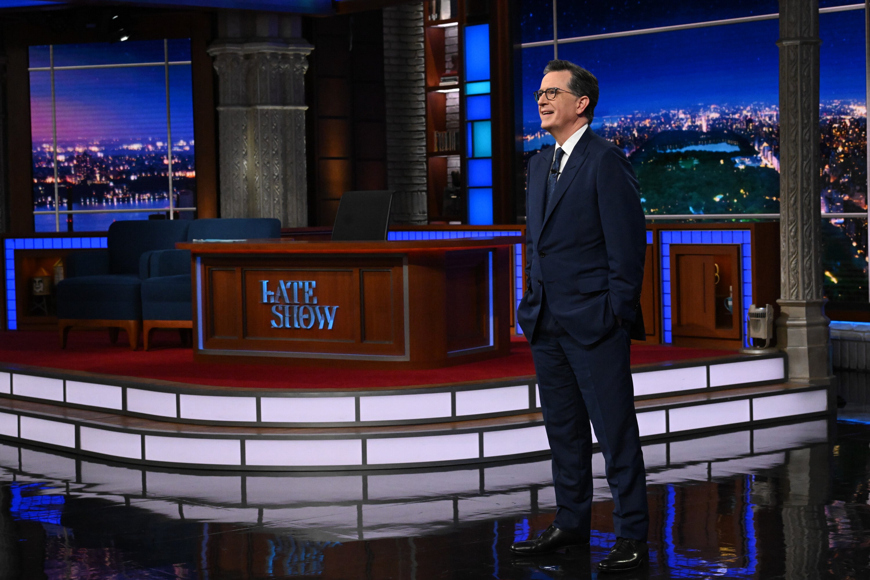 Stephen Colbert gave an emotional farewell to viewers of The Late Show during Thursday's final broadcast