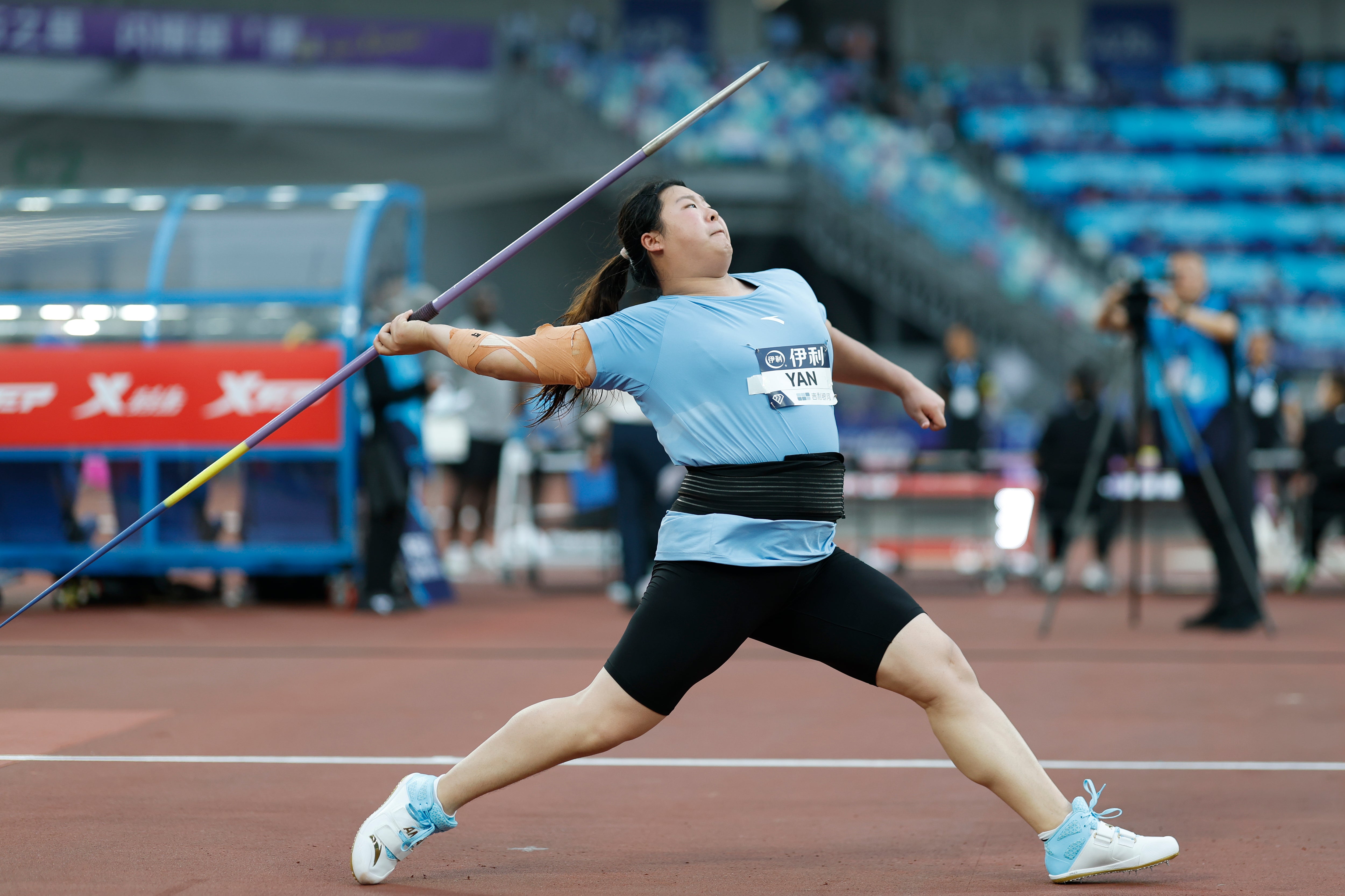 Yan Ziyi launched the second-longest women’s javelin throw in history