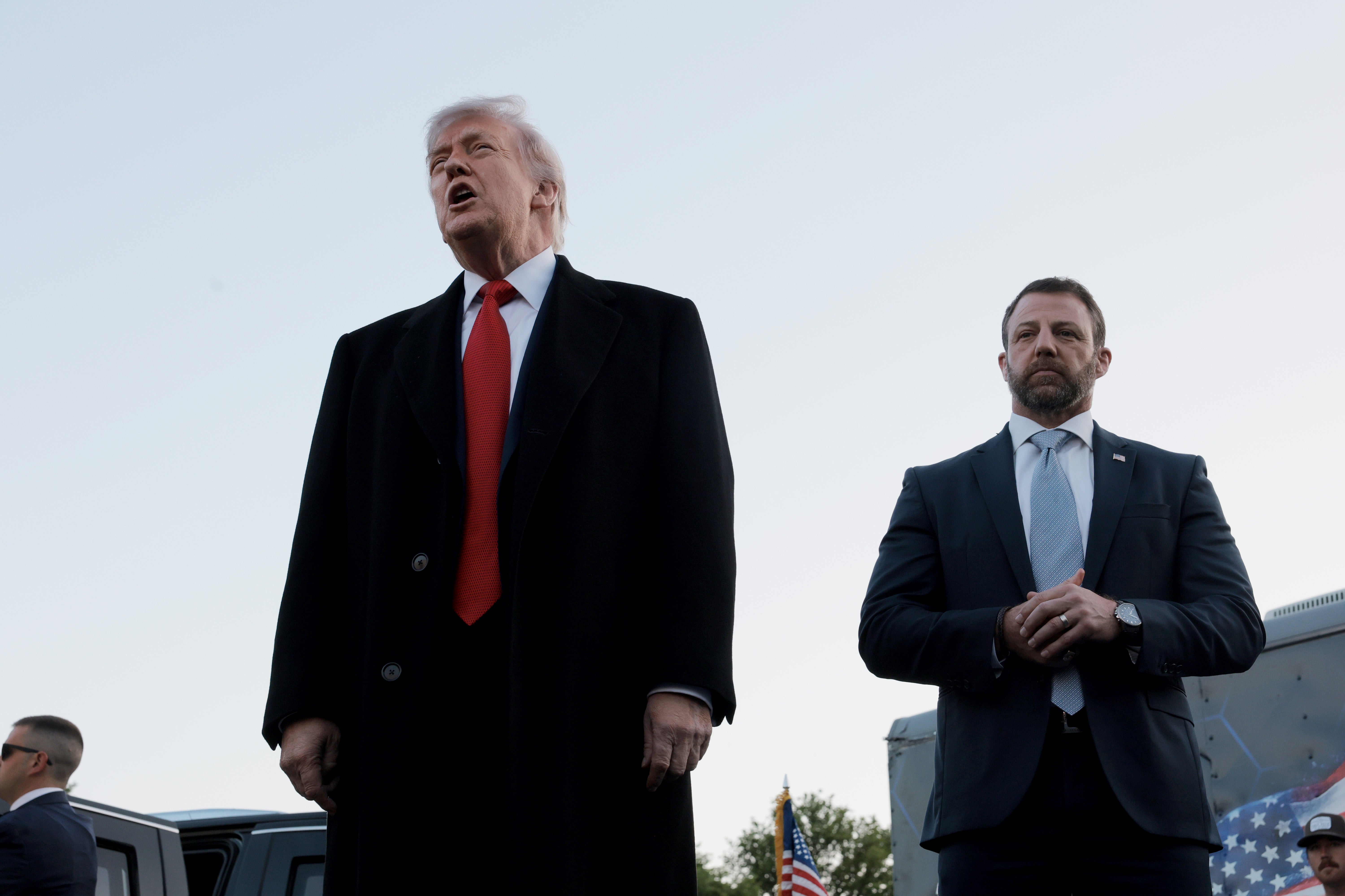 independent.co.uk - Josh Funk - Travel industry on edge over Trump's threat to pull CBP from airports