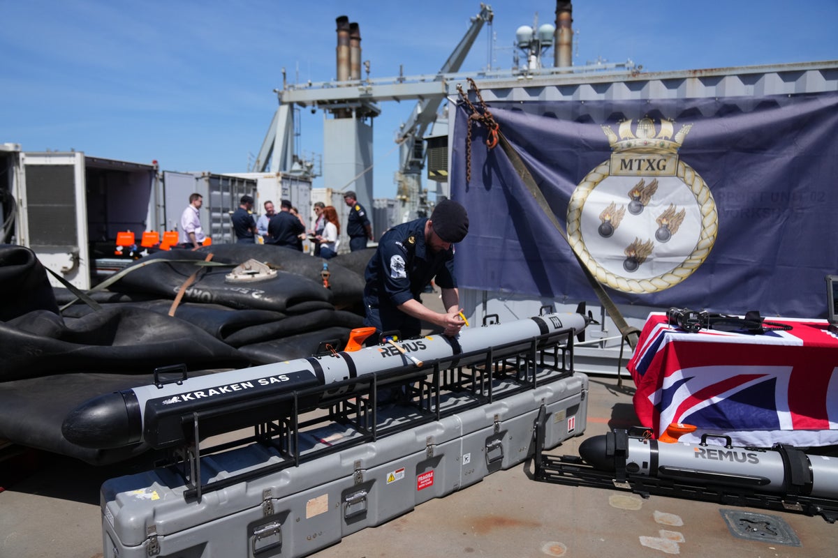 Britain’s navy prepares to clear mines in the Strait of Hormuz while waiting for a peace deal – UK Times Britain’s navy prepares to clear mines in the Strait of Hormuz while waiting for a peace deal – UK Times