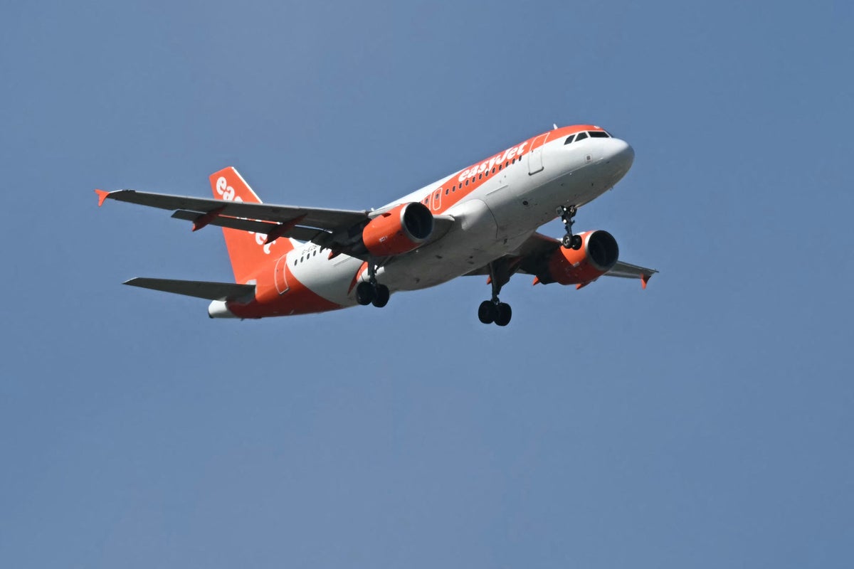 EasyJet London flight forced to divert to Rome due to power bank charging in passenger’s luggage