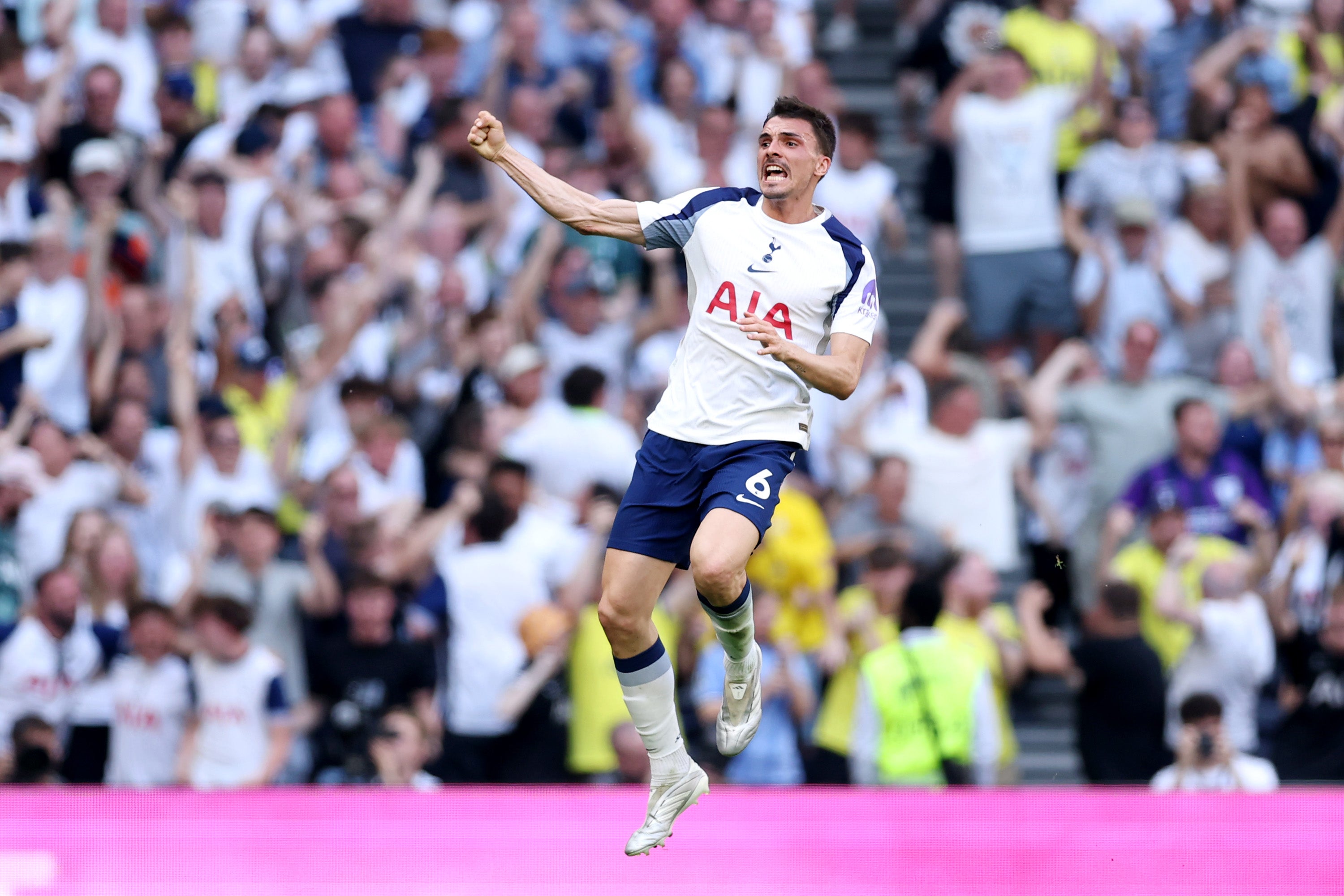 Joao Palhinha of Tottenham Hotspur celebrates scoring (Getty)