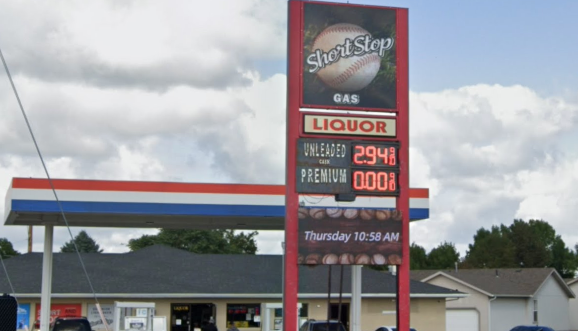 Nebraska cops respond to gunfire at store and find a dog accidentally shot someone