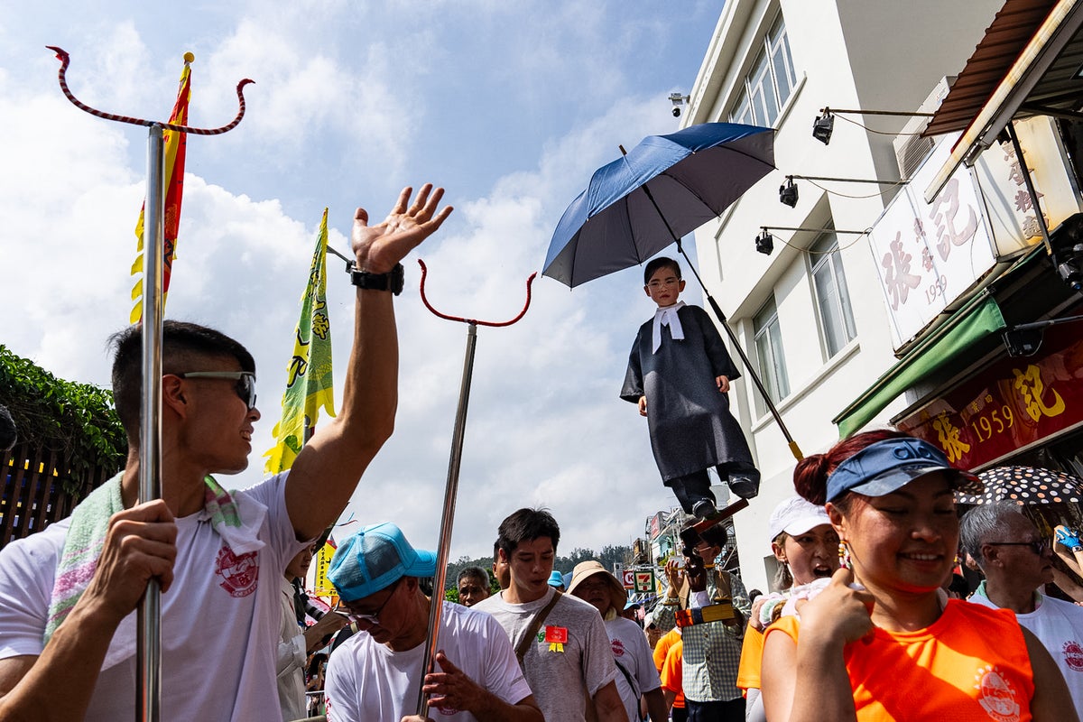 Photos from Hong Kong's iconic bun festival