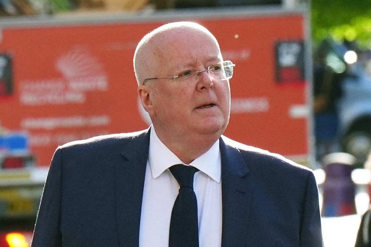 Nicola Sturgeon’s estranged husband pleads guilty to embezzling £400,000 from the SNP – UK Times Nicola Sturgeon’s estranged husband pleads guilty to embezzling £400,000 from the SNP – UK Times