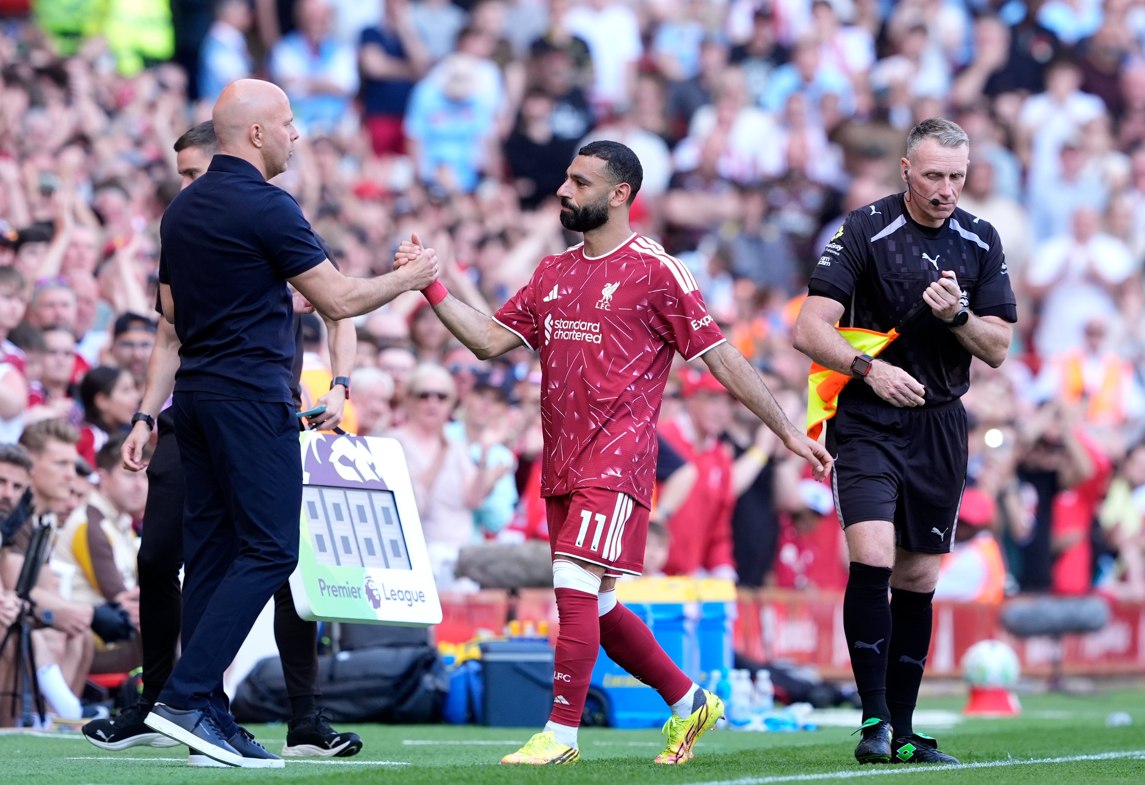 Arne Slot wants to bring in a winger to replace the darting Mohamed Salah