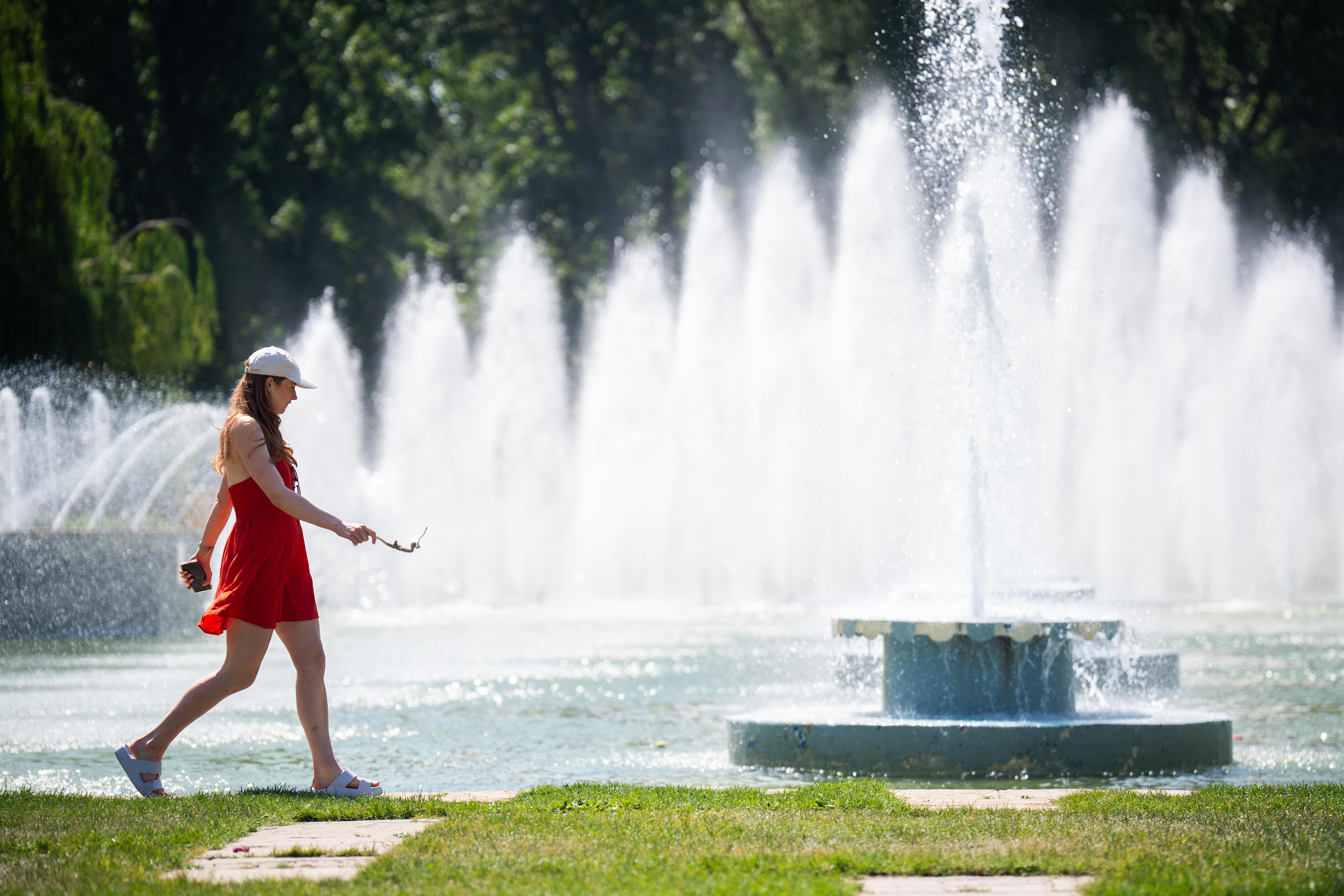 Monday brought a record-breaking high of 34.8C at Kew Gardens