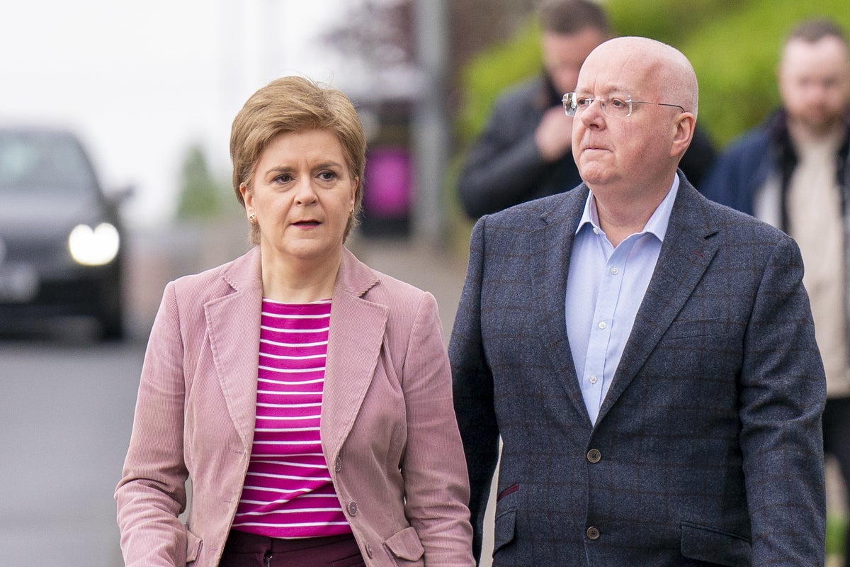 Peter Murrell told jeweller I'm the man with the money' report