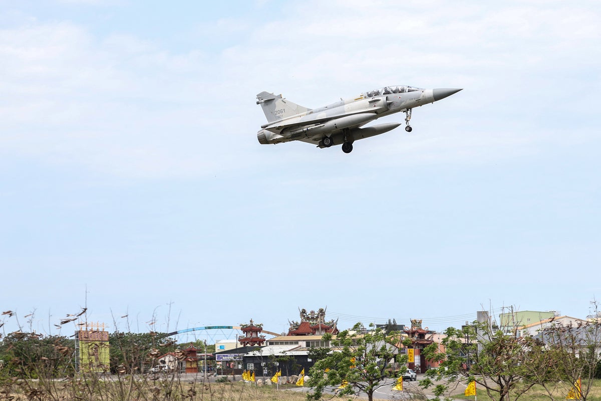 Taiwan says 21 Chinese aircraft detected in second ‘combat’ patrol in a week