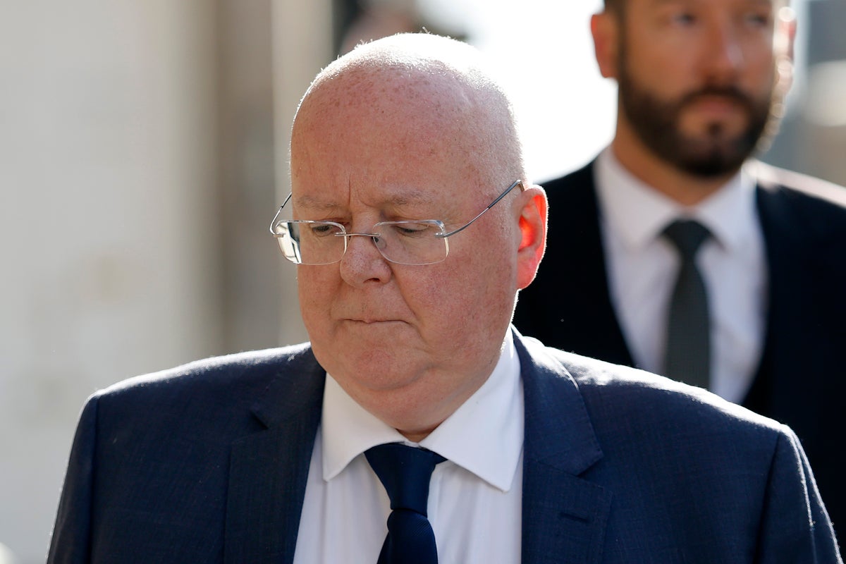 Calls for inquiry into Peter Murrell embezzlement as Sturgeon urged to &lsquo;come clean&rsquo; about what she knew