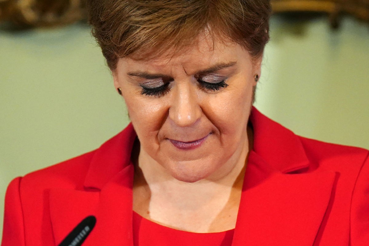 How did Nicola Sturgeon not notice her husband’s crimes against good taste?