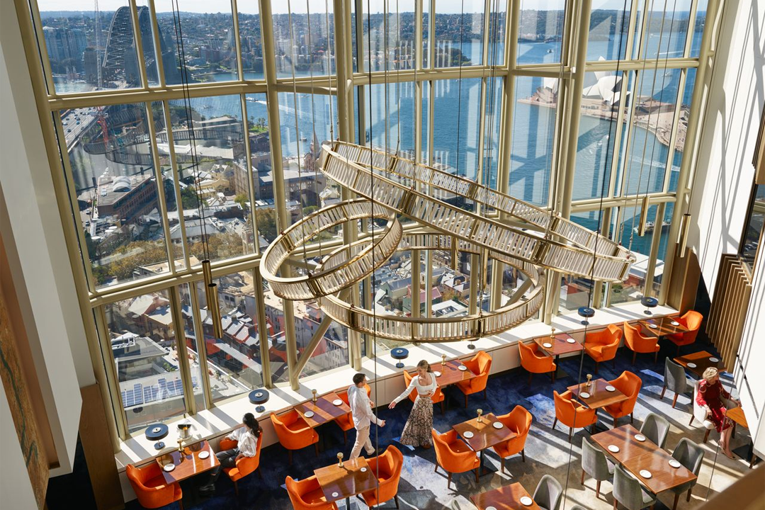 A members’ lounge is available to Horizon Club and suite guests