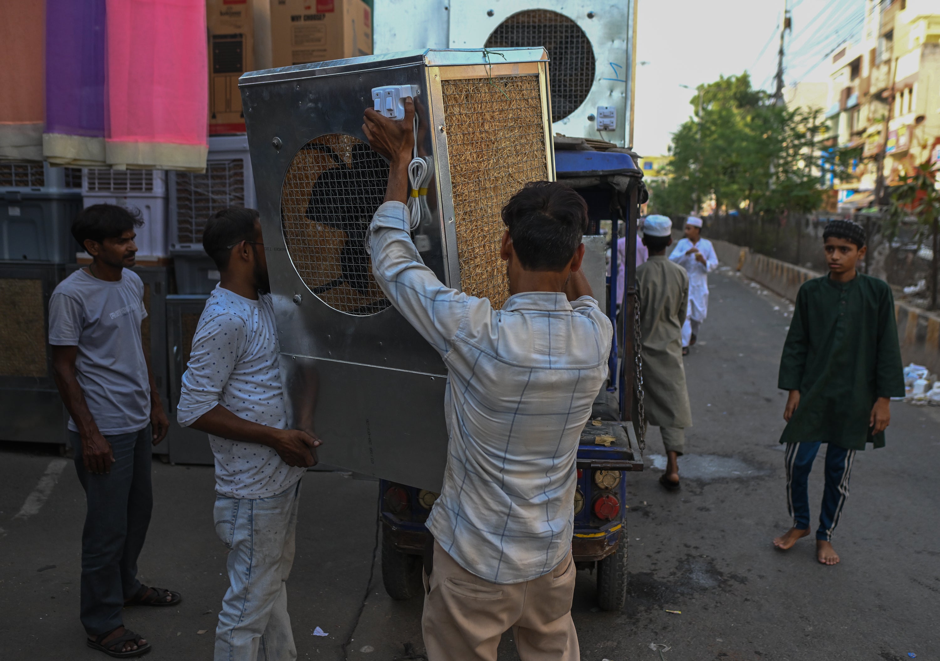 independent.co.uk - Stuti Mishra - Early heatwaves and Iran war create perfect storm for energy shortages