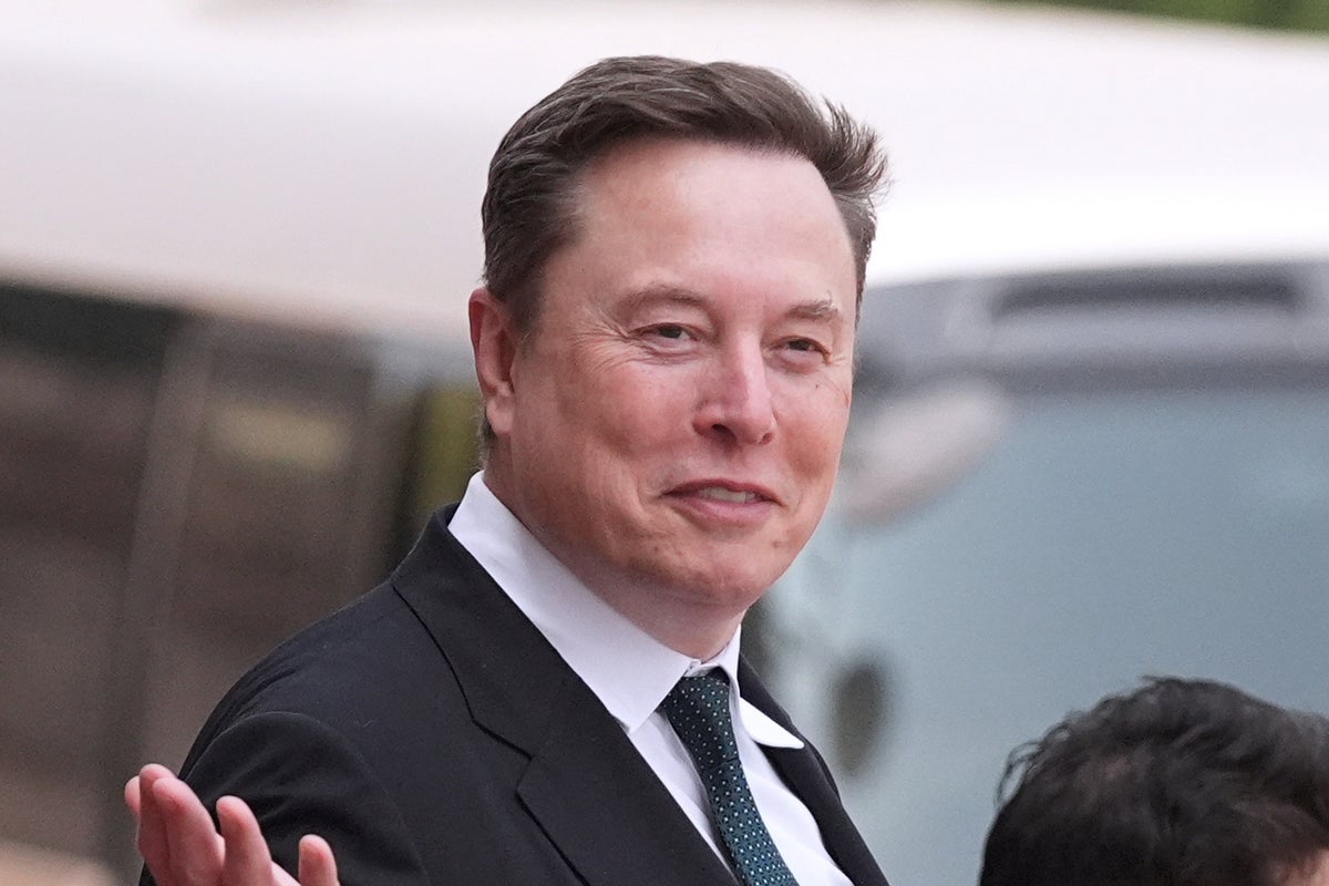 Median pay for CEOs rose nearly 6% in 2025, but some compensation packages were eye-popping