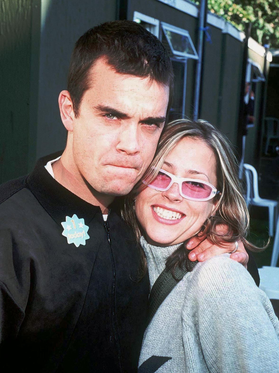 Nicole and Robbie Williams in 1998 (Shutterstock)