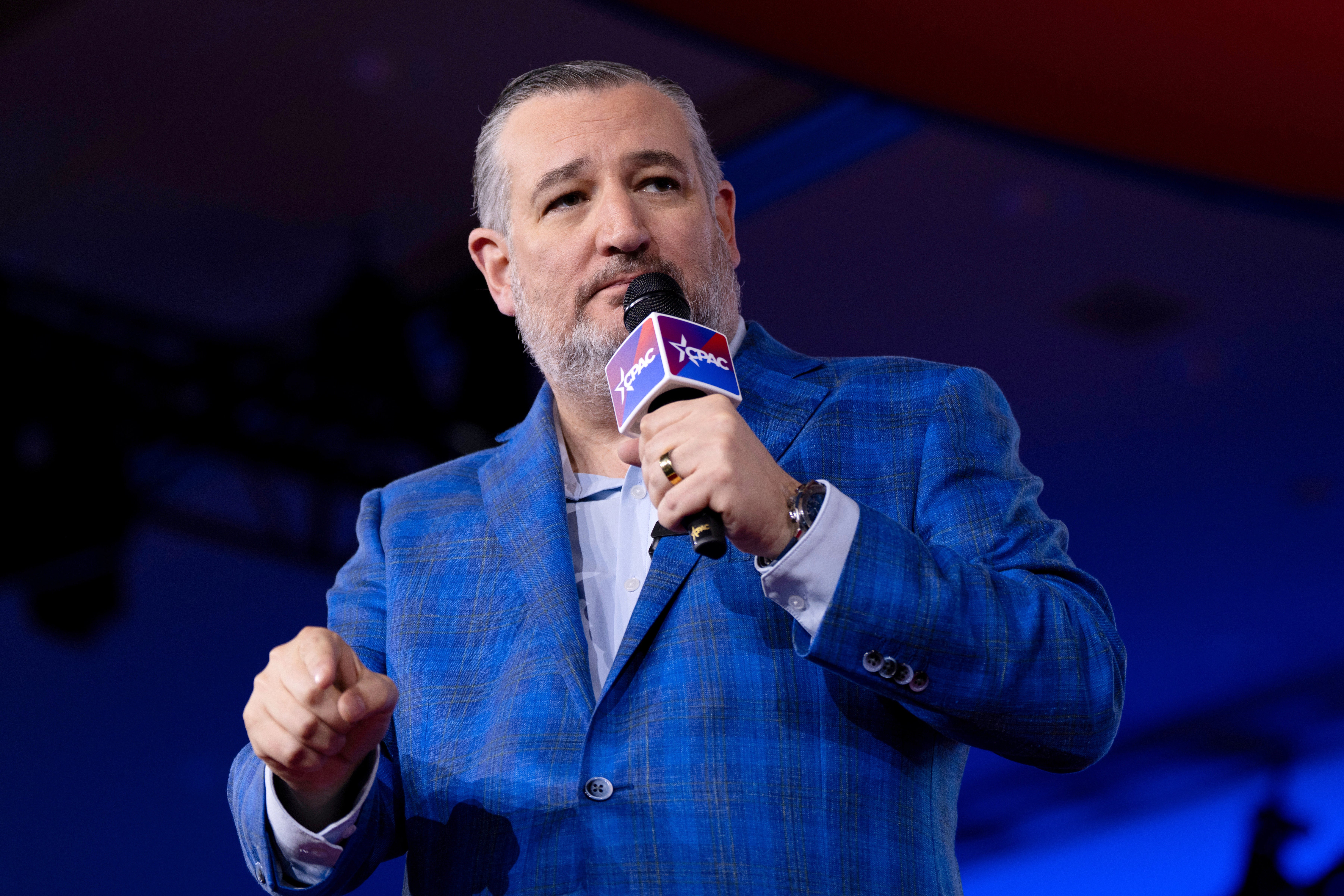 independent.co.uk - Eddie Pells - Key Senators Cruz, Cantwell look to break college sports logjam in Congress with a bipartisan bill