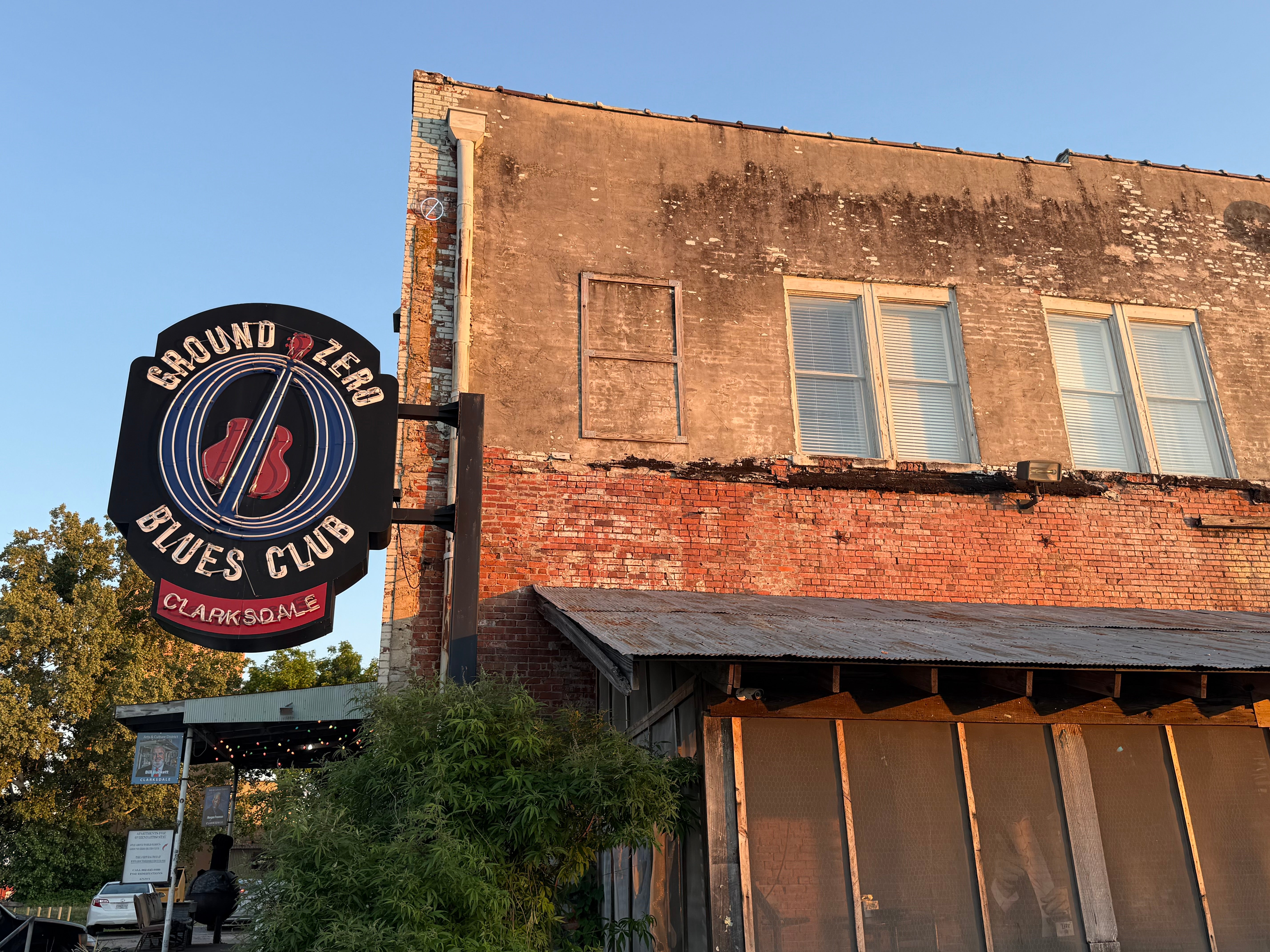 You can find blues 365 days a year in Clarksdale, including at Ground Zero blues club