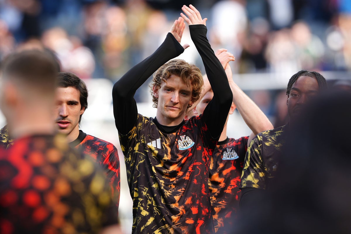 Barcelona bid £70million for Newcastle forward Anthony Gordon – reports Barcelona bid £70million for Newcastle forward Anthony Gordon – reports