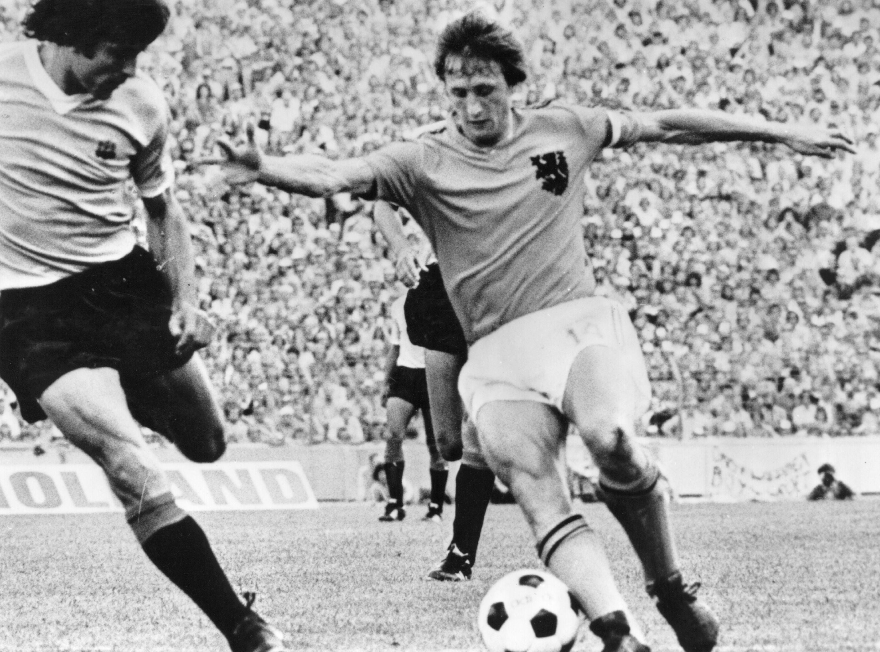 Johan Cruyff is the highest-ranked player in our list who did not win the World Cup