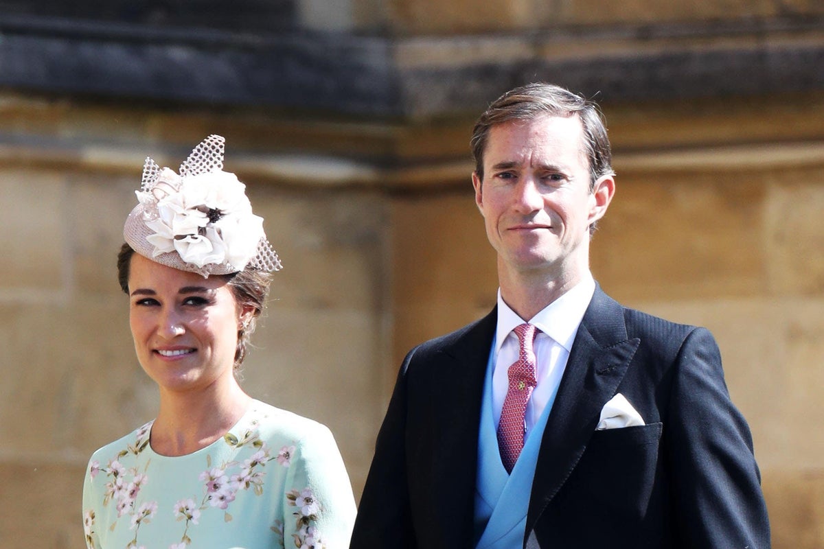 Pippa Middleton and husband told to dig up ‘unsightly’ car park after resident complaints