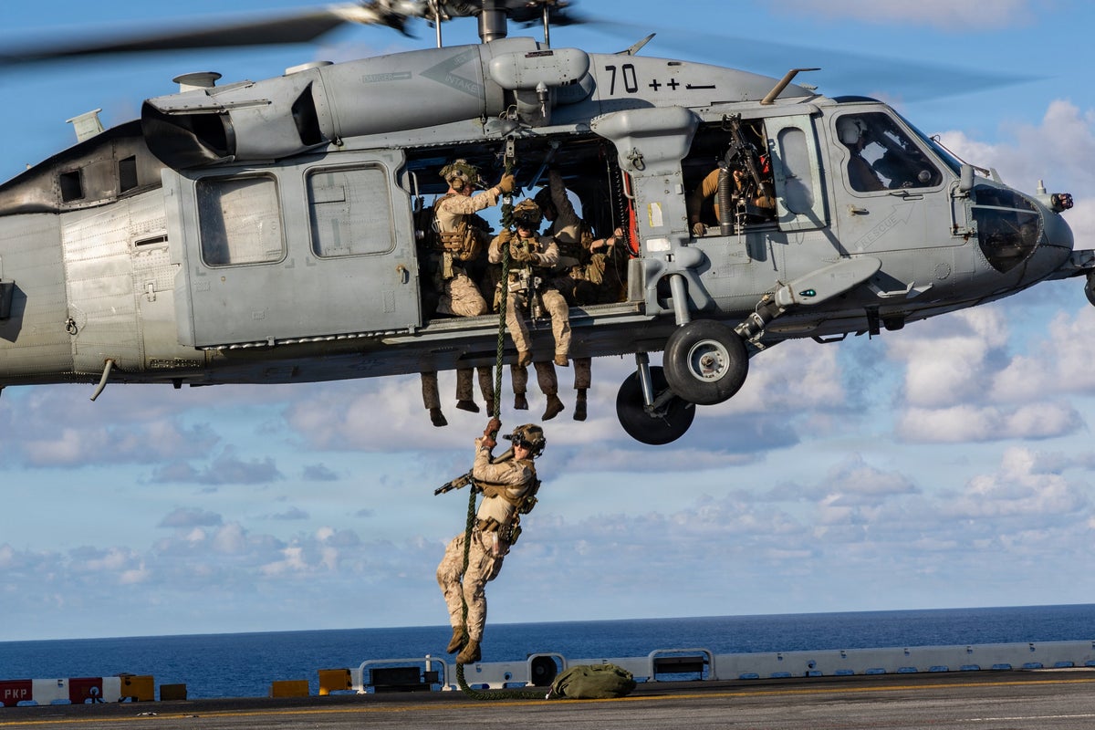 Military has spent months building up ships and personnel in Caribbean and is ready for invasion of Cuba: report – UK Times Military has spent months building up ships and personnel in Caribbean and is ready for invasion of Cuba: report – UK Times