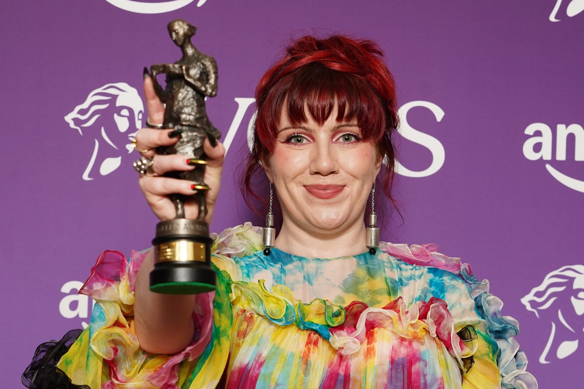 CMAT addresses relentless body shaming after Radio 1 Big Weekend