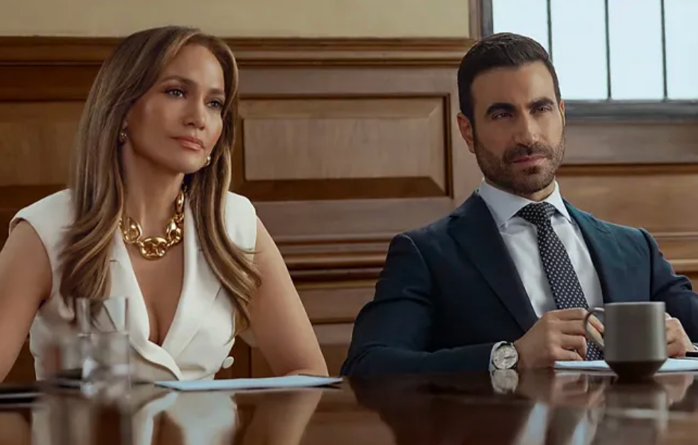 Jennifer Lopez and Brett Goldstein in ‘Office Romance’ (Netflix)
