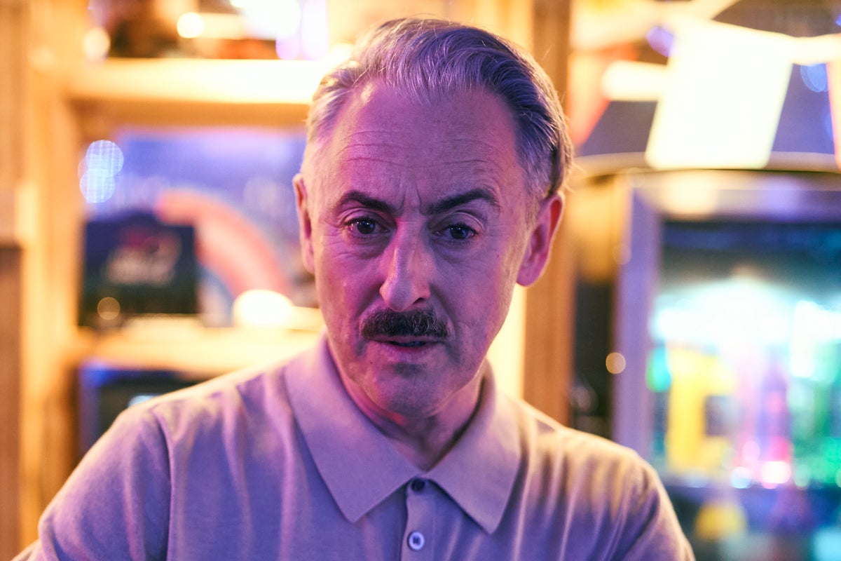 Tip Toe review – Alan Cumming is extraordinary in this terrifying, landmark queer drama