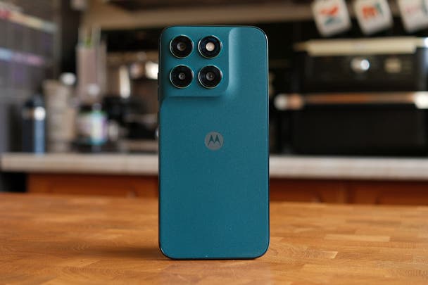 best cheap phone indybest review Motorola G77