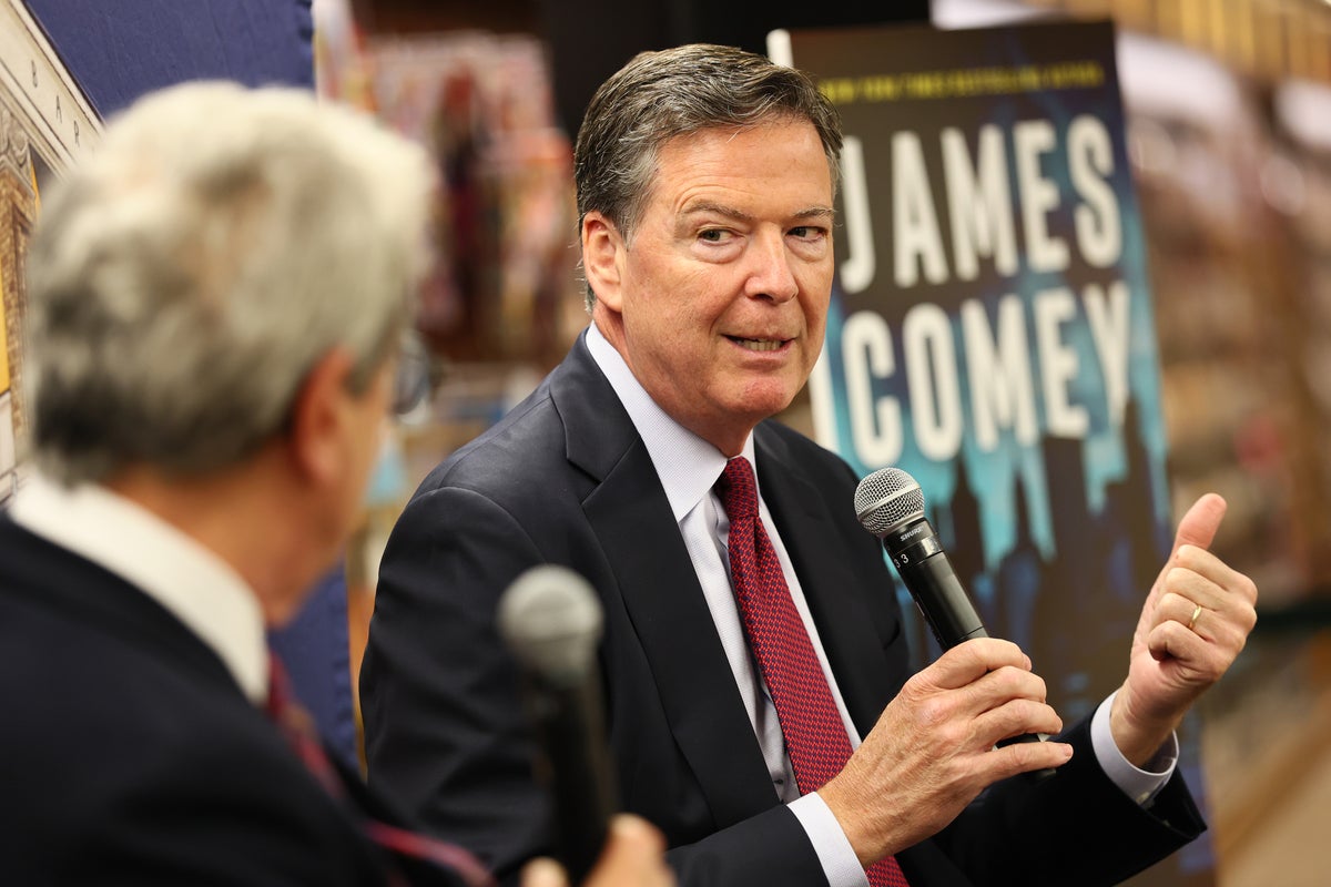 Top prosecutor in seashells case against former FBI director James Comey steps down